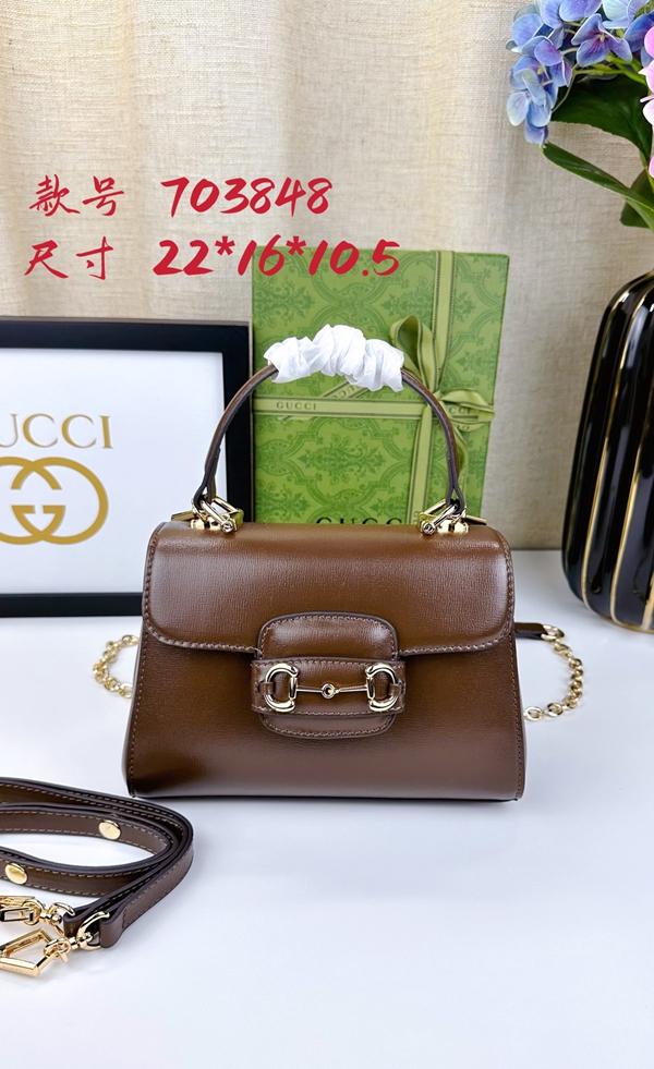 激安グッチバッグコピー正面デザイン